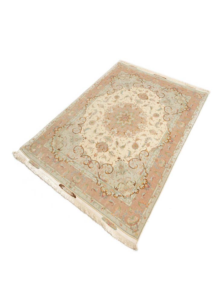 Detail image of  5' 1 x 6' 9 Tabriz Rug