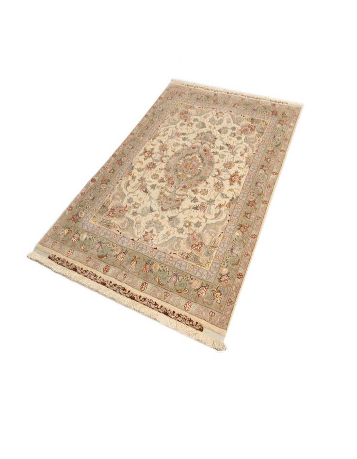 Detail image of  4' 11 x 7' Tabriz Rug