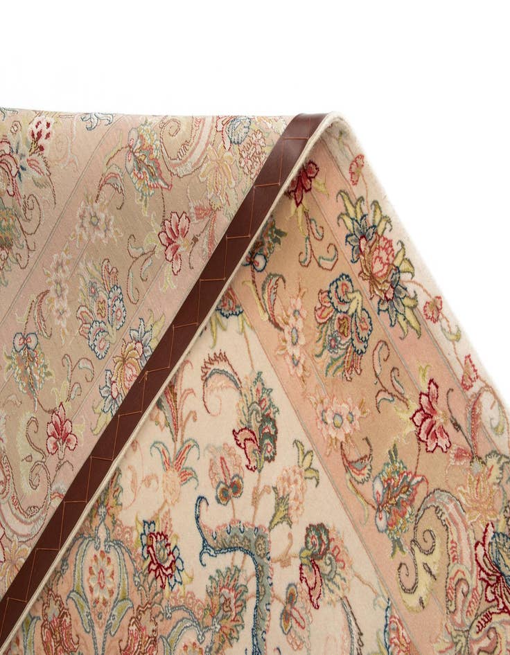 Detail image of  5' x 7' Tabriz Rug