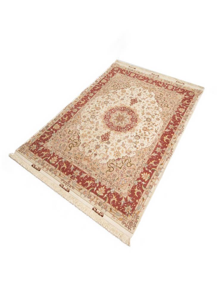 Detail image of  5' 1 x 6' 10 Tabriz Rug