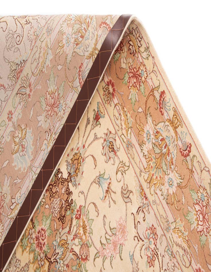 Detail image of  5' x 6' 11 Tabriz Rug