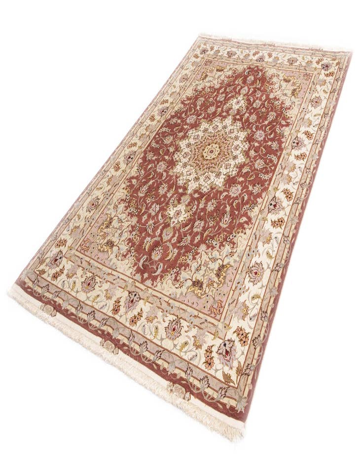 Detail image of  4' 11 x 6' 10 Tabriz Rug