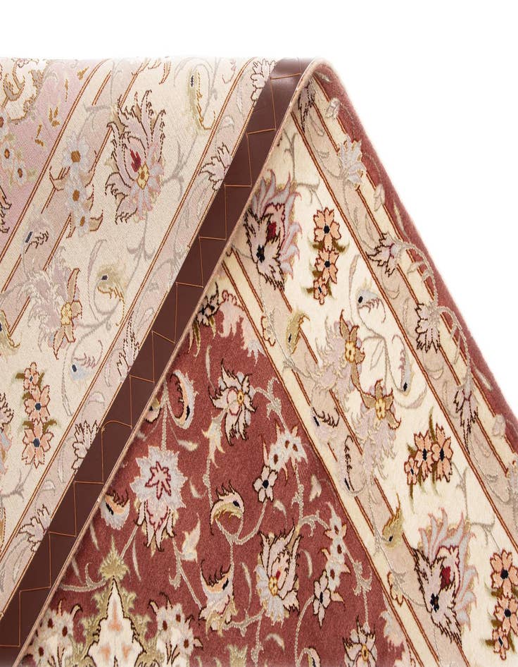 Detail image of  4' 11 x 6' 10 Tabriz Rug