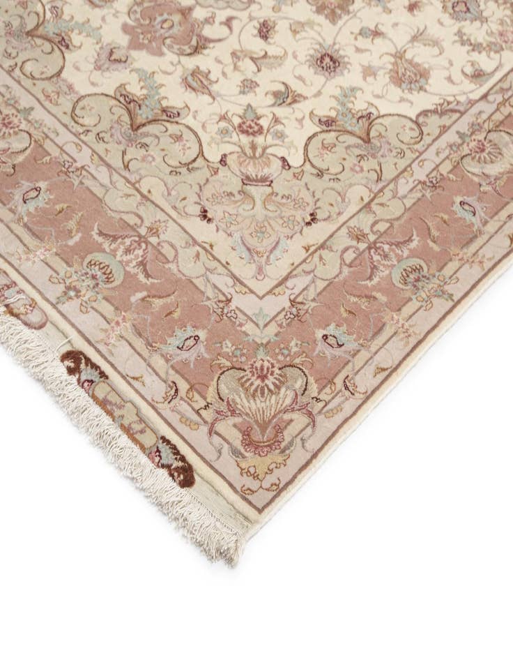 Detail image of  5' 1 x 7' 1 Tabriz Rug
