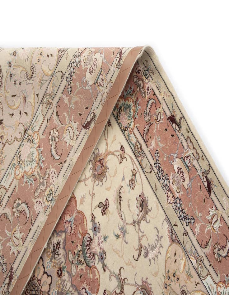 Detail image of  5' x 7' 3 Tabriz Rug