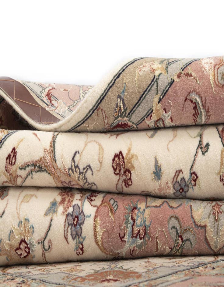 Detail image of  4' 11 x 6' 8 Tabriz Rug