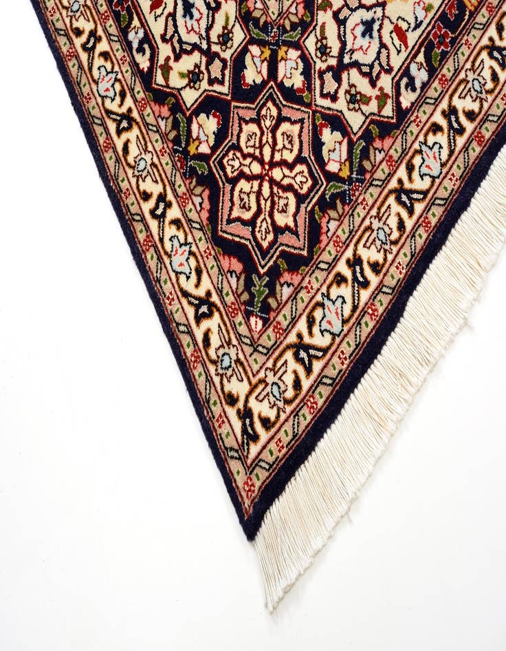 Detail image of  6' 8 x 8' 3  Hand Knotted Tabriz Persian Rug