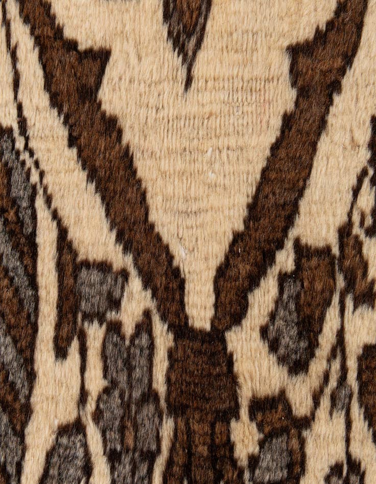 Detail image of  8' 8 x 11' 4  Hand Knotted Tabriz Persian Wool Rug