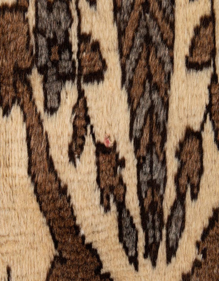 Detail image of  8' 8 x 11' 4  Hand Knotted Tabriz Persian Wool Rug