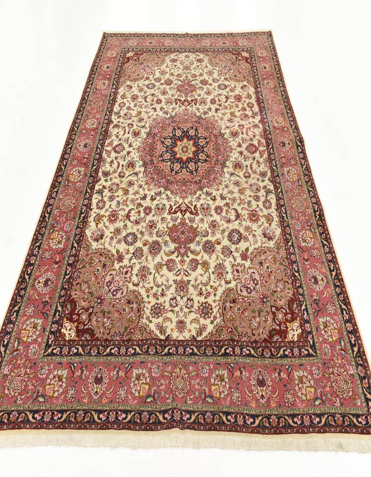 Detail image of  6' 6 x 10'  Hand Knotted Tabriz Persian Rug