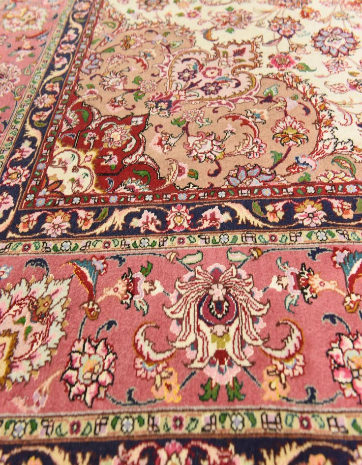 Detail image of  6' 6 x 10'  Hand Knotted Tabriz Persian Rug