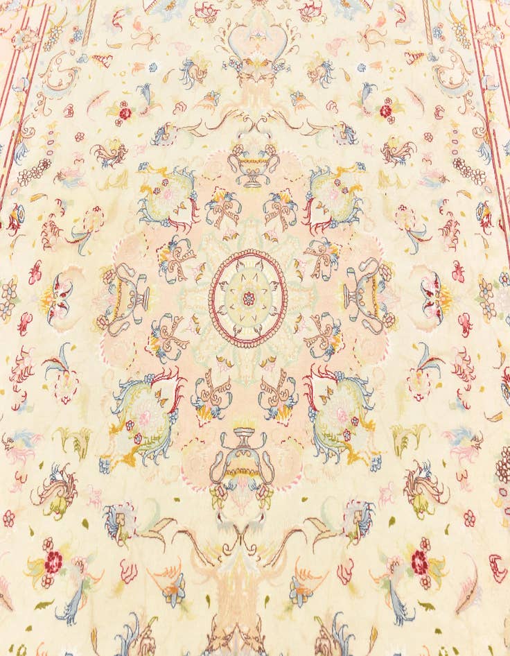 Detail image of  6' 6 x 10'  Hand Knotted Tabriz Persian Rug