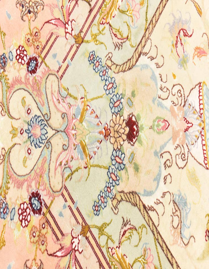 Detail image of  6' 6 x 10'  Hand Knotted Tabriz Persian Rug