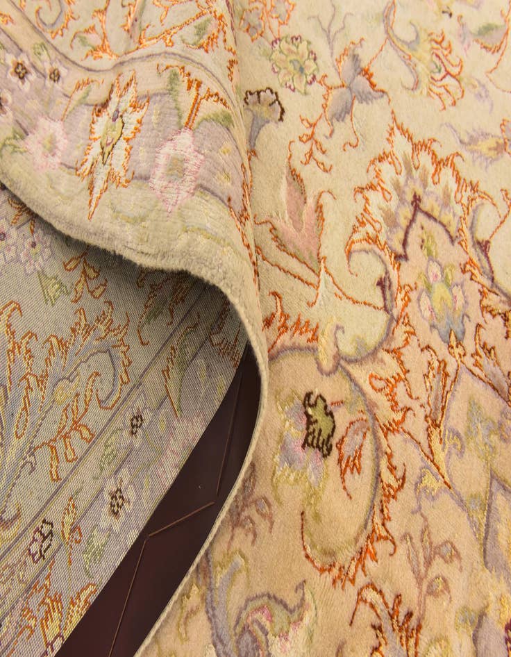 Detail image of  6' 6 x 10'  Hand Knotted Tabriz Persian Rug