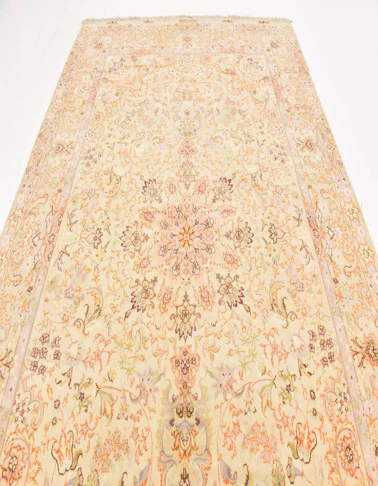 Detail image of  6' 6 x 10'  Hand Knotted Tabriz Persian Rug