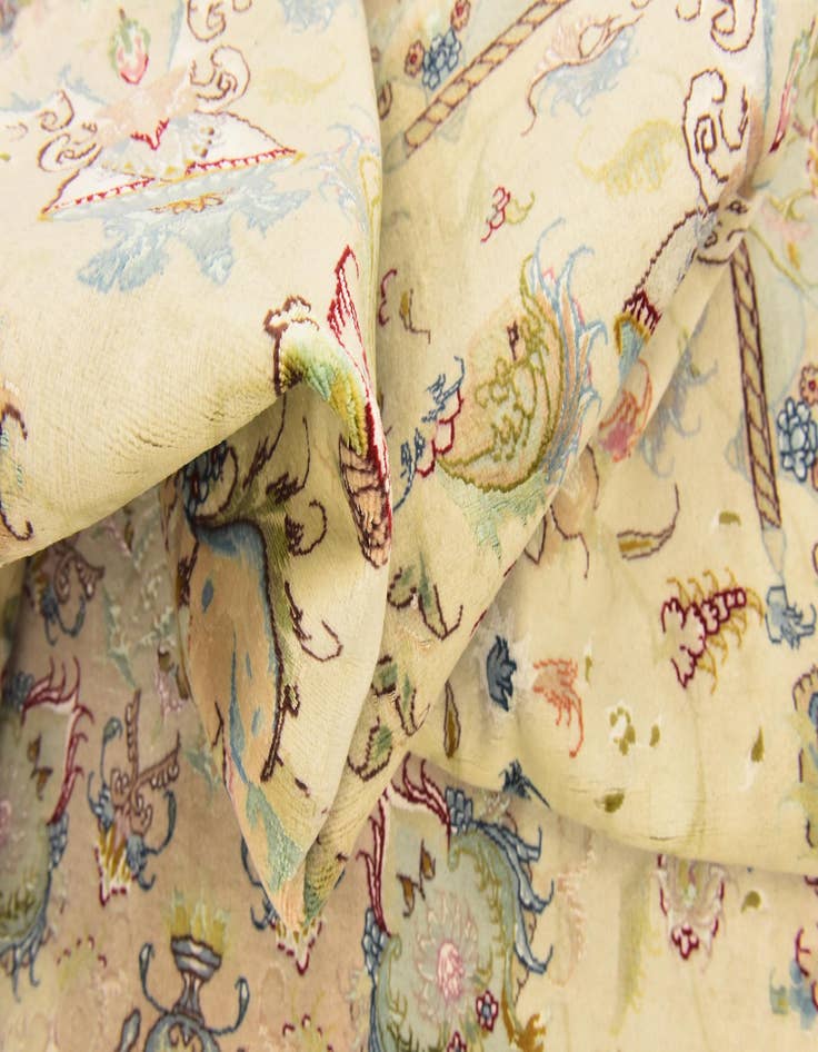 Detail image of  6' 6 x 9' 10  Hand Knotted Tabriz Persian Rug