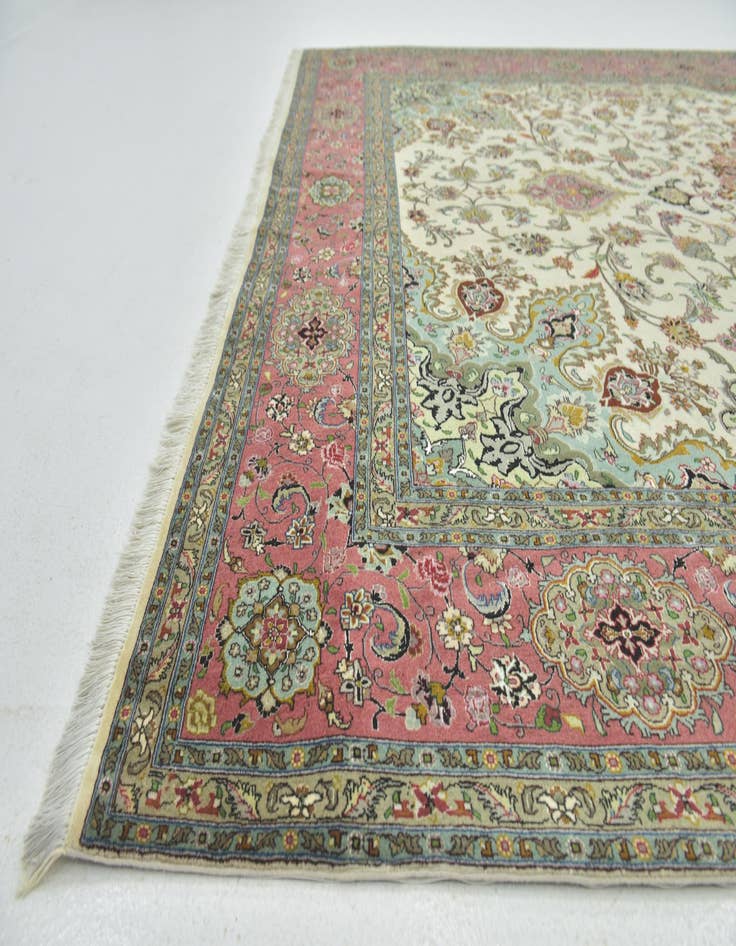 Detail image of  8' 2 x 11' 7  Hand Knotted Tabriz Persian Rug