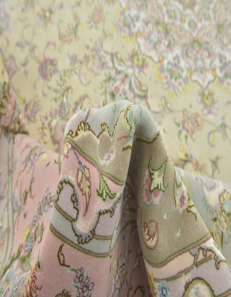 Detail image of  8' 2 x 11' 4  Hand Knotted Tabriz Persian Rug