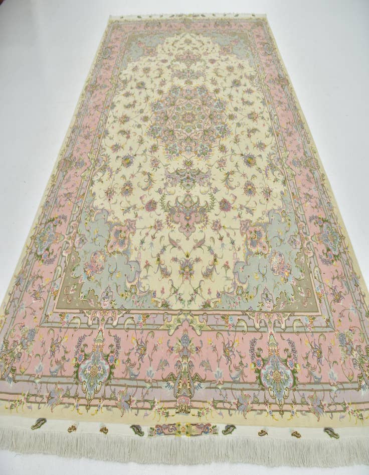 Detail image of  8' 2 x 11' 4  Hand Knotted Tabriz Persian Rug