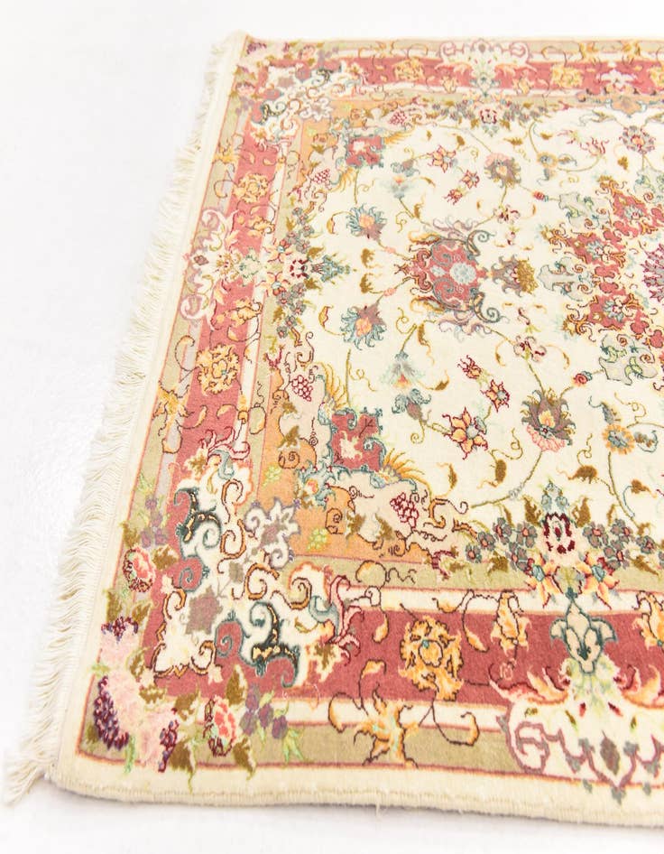 Detail image of  3' 3 x 5' 1  Hand Knotted Tabriz Persian Rug