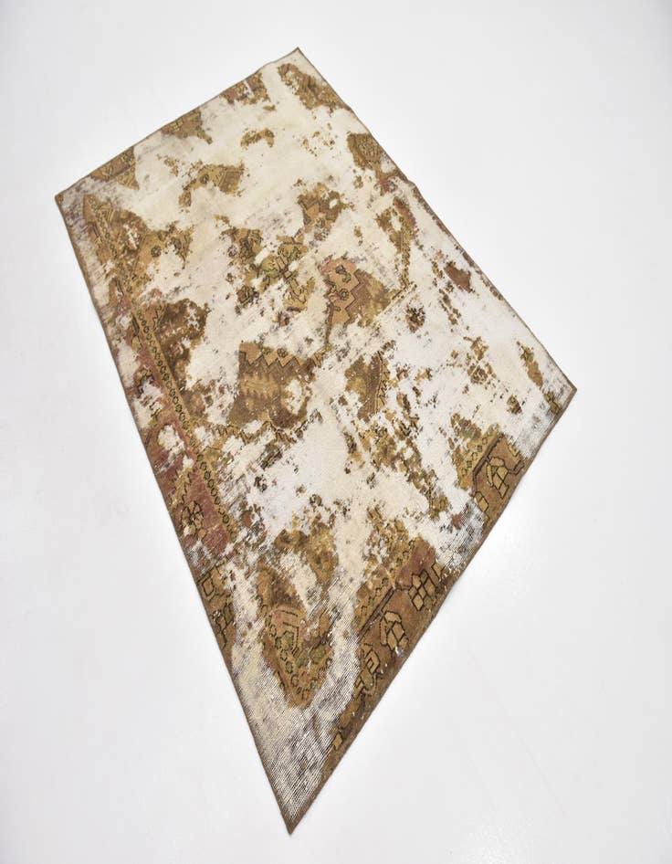 Detail image of  4' 8 x 6' 5  Hand Knotted Ultra Vintage Persian Wool Rug