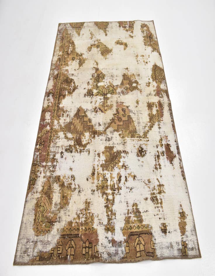 Detail image of  4' 8 x 6' 5  Hand Knotted Ultra Vintage Persian Wool Rug