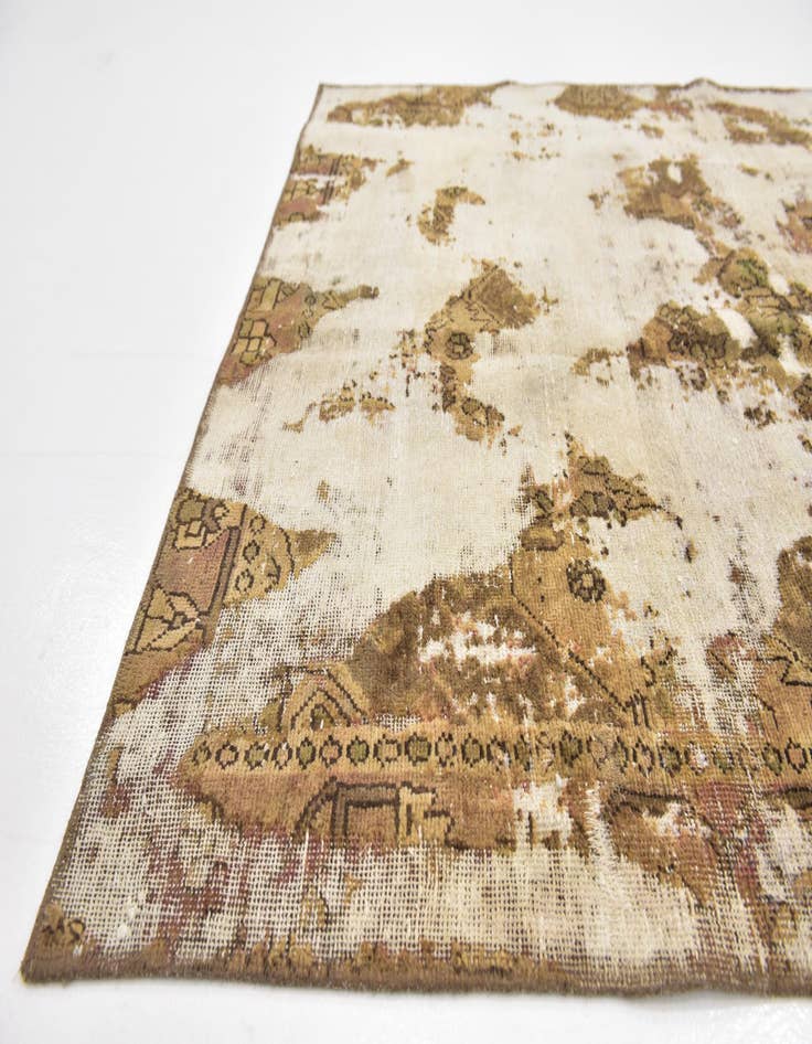 Detail image of  4' 8 x 6' 5  Hand Knotted Ultra Vintage Persian Wool Rug