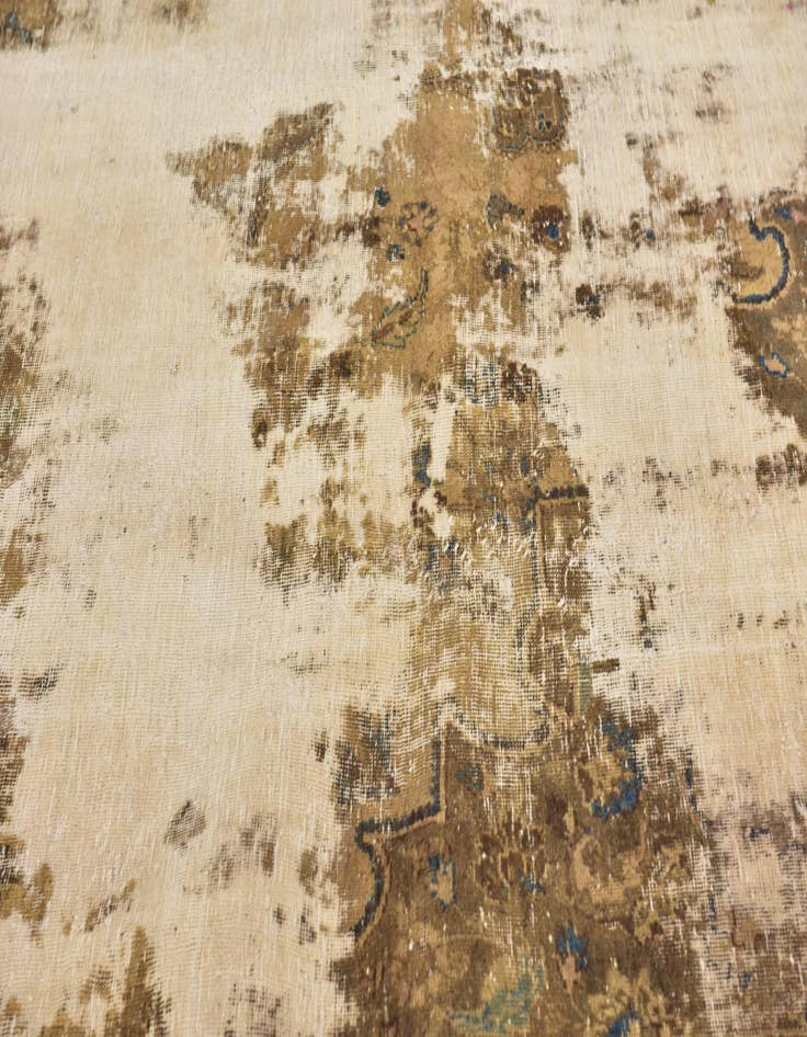 Detail image of  6' 8 x 9' 3  Hand Knotted Ultra Vintage Persian Wool Rug