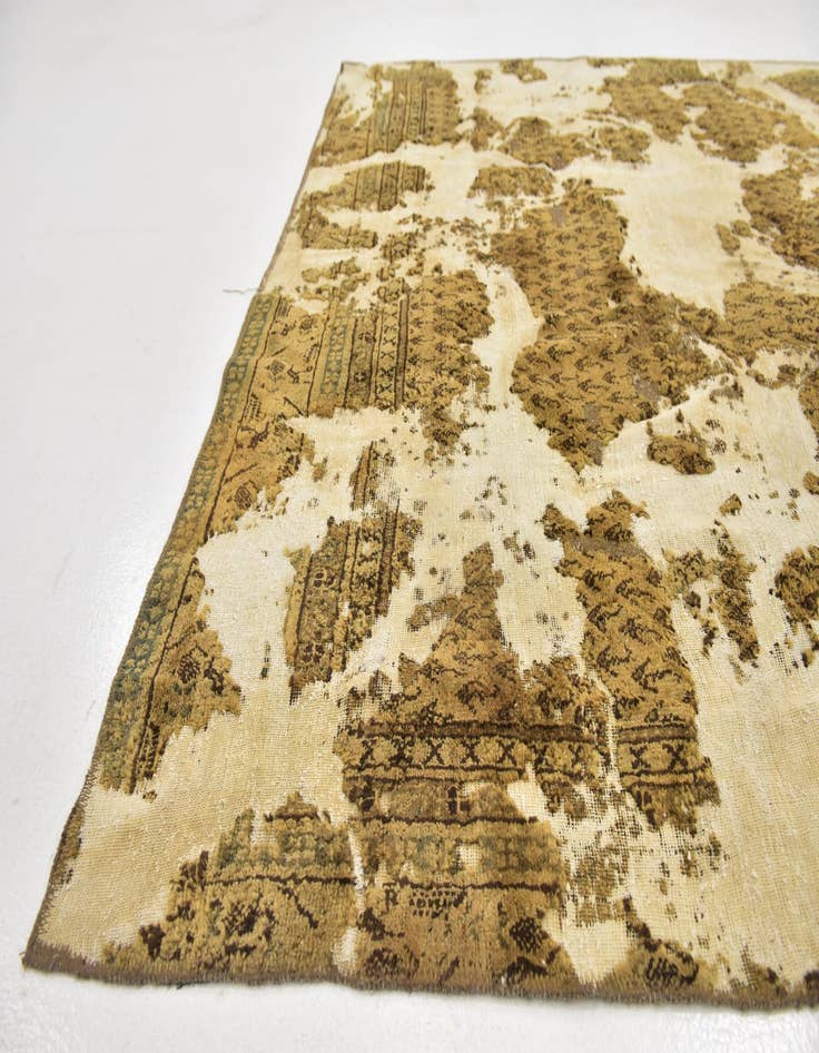 Detail image of  6' x 8' 5  Hand Knotted Ultra Vintage Persian Wool Rug
