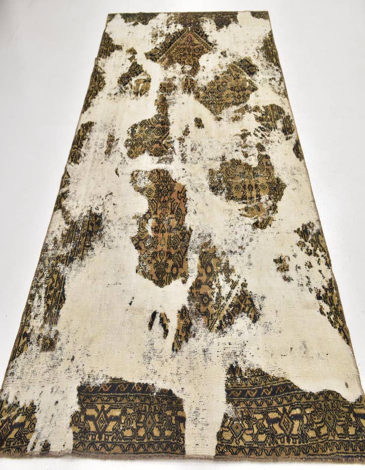 Detail image of  6' x 9' 4  Hand Knotted Ultra Vintage Persian Wool Rug