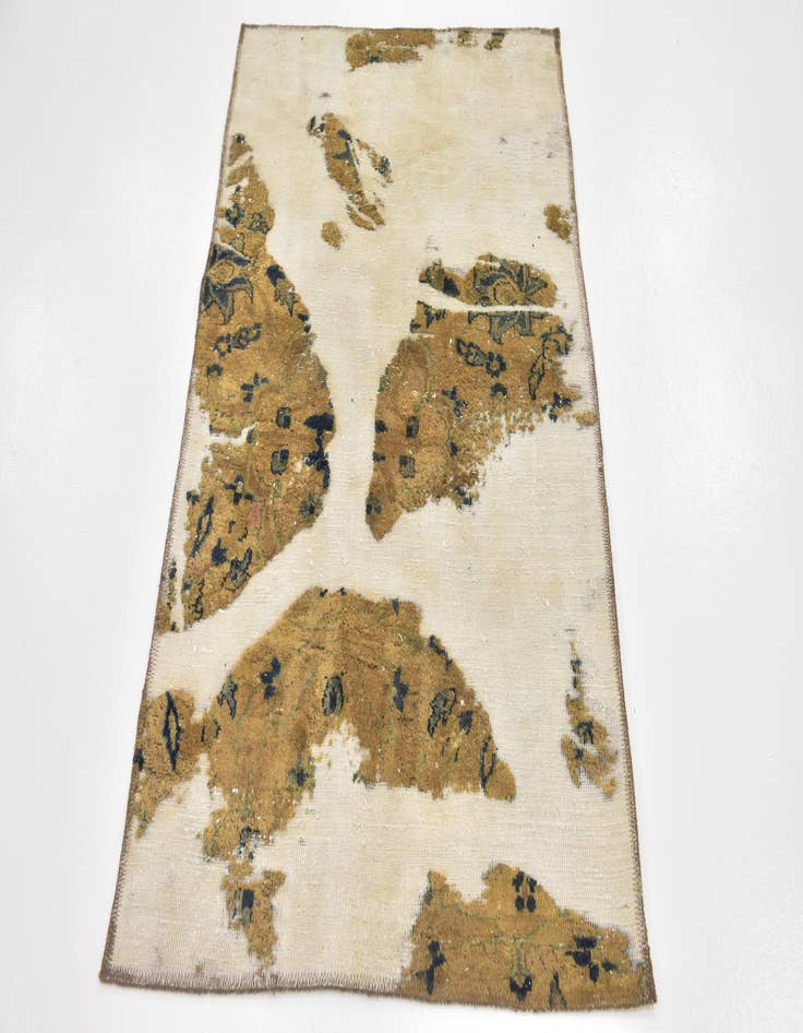 Detail image of  3' x 4' 10  Hand Knotted Ultra Vintage Persian Wool Rug