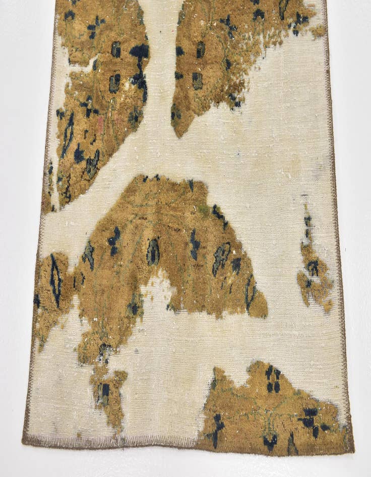 Detail image of  3' x 4' 10  Hand Knotted Ultra Vintage Persian Wool Rug