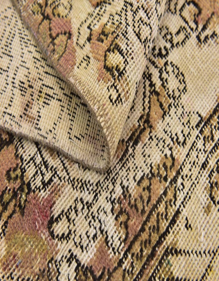 Detail image of  4' 8 x 6' 2  Hand Knotted Ultra Vintage Persian Wool Rug