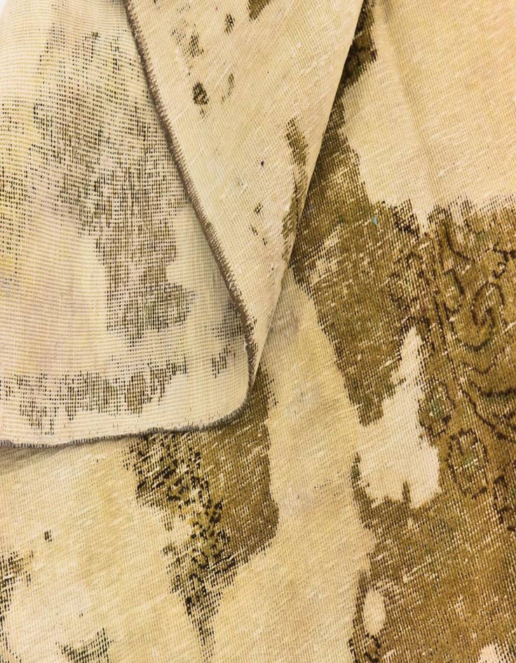 Detail image of 9' 6 x 11' 2 Hand Knotted Ultra Vintage Persian Wool Rug