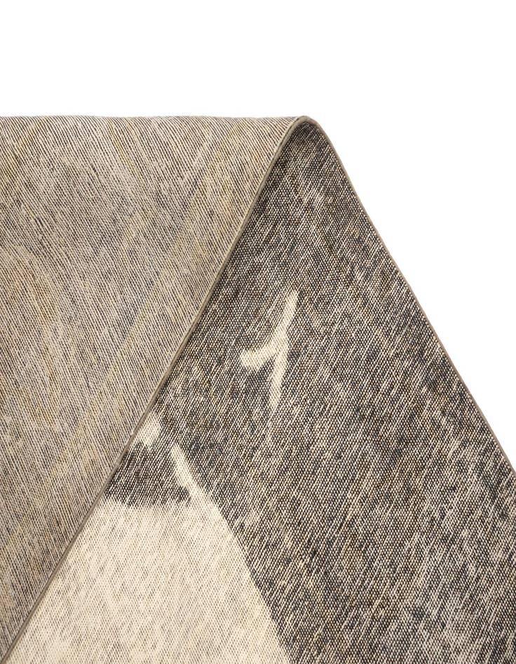 Detail image of  9' 9 x 12' 2 Vintage Royal Rug