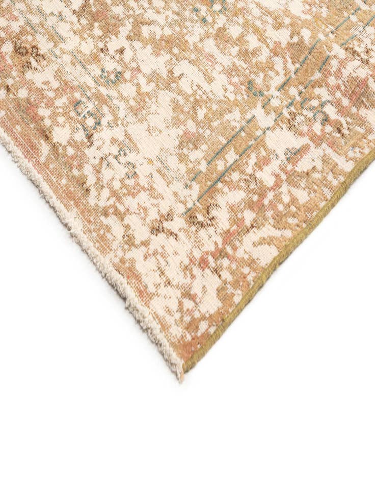 Detail image of  9' 7 x 12' 8 Vintage Royal Rug