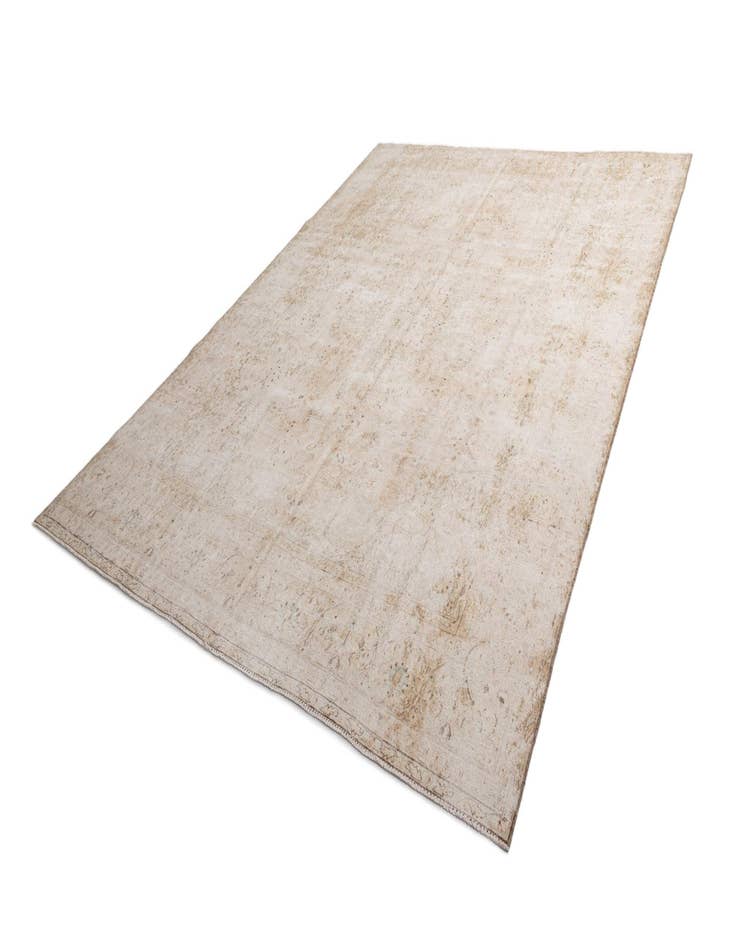 Detail image of  9' 6 x 12' 7 Vintage Royal Wool Rug