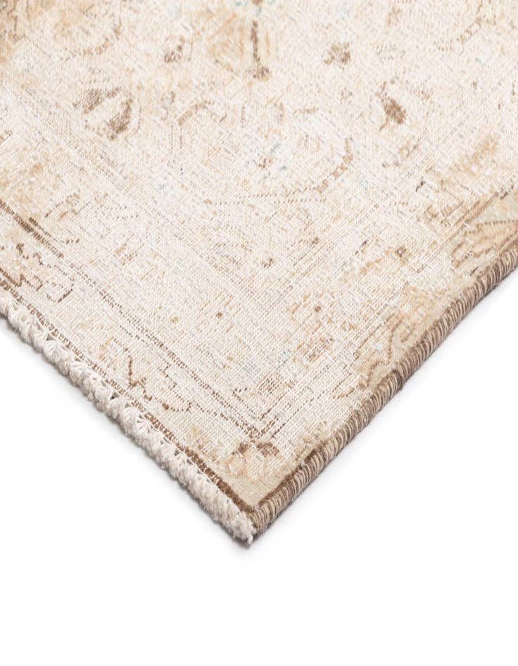 Detail image of  9' 6 x 12' 7 Vintage Royal Wool Rug