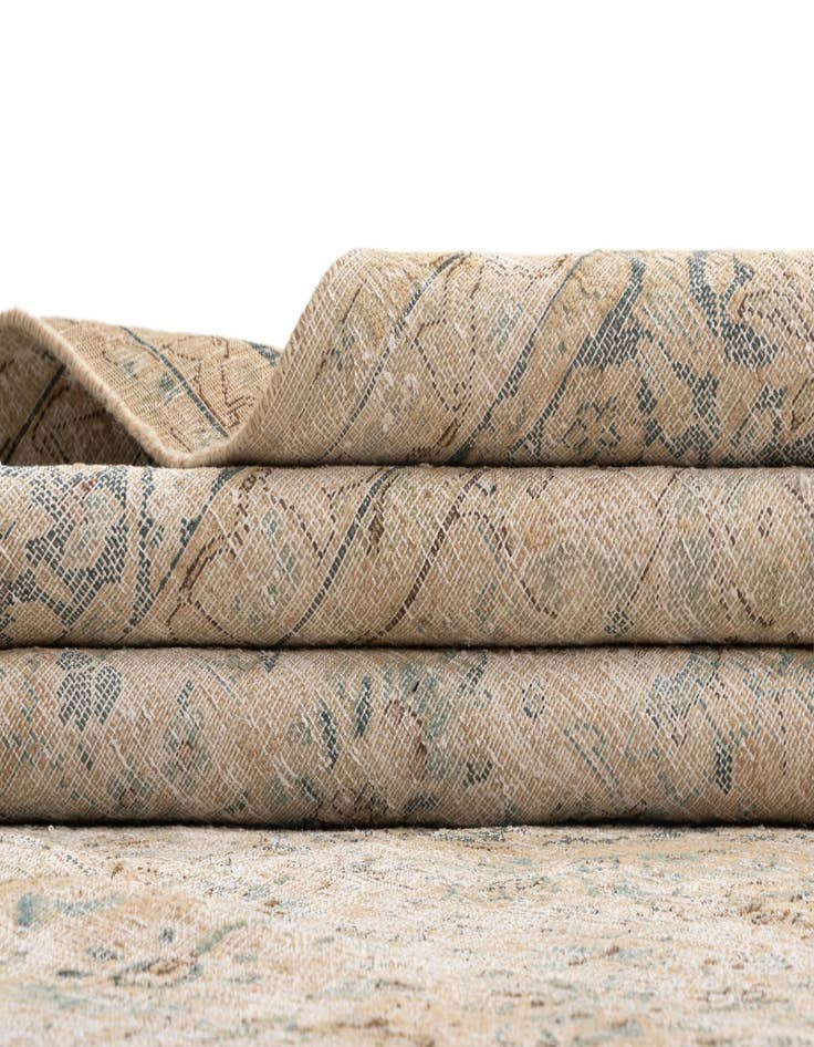 Detail image of  9' 6 x 13' Vintage Royal Wool Rug