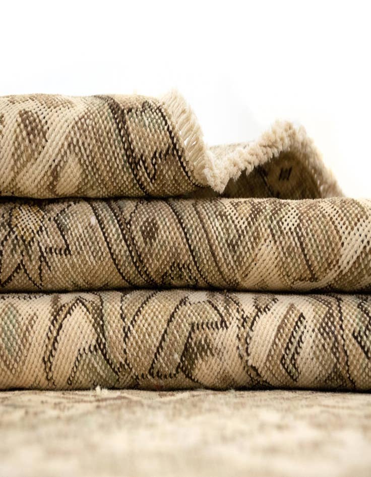 Detail image of  6' 8 x 9' 5  Hand Knotted Vintage Royal Persian Wool Rug