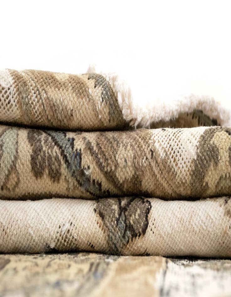 Detail image of  6' 4 x 9' 5  Hand Knotted Vintage Royal Persian Wool Rug