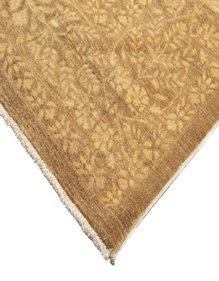 Detail image of  9' 11 x 13' 11 Ziegler Wool Rug