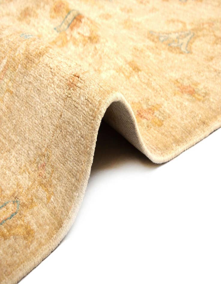 Detail image of  5' 9 x 7' 9 Ziegler Wool Rug