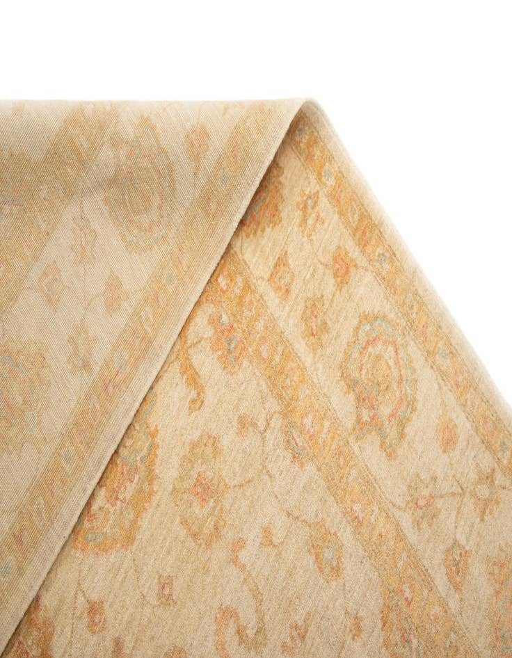 Detail image of  5' 8 x 8' 1 Ziegler Wool Rug