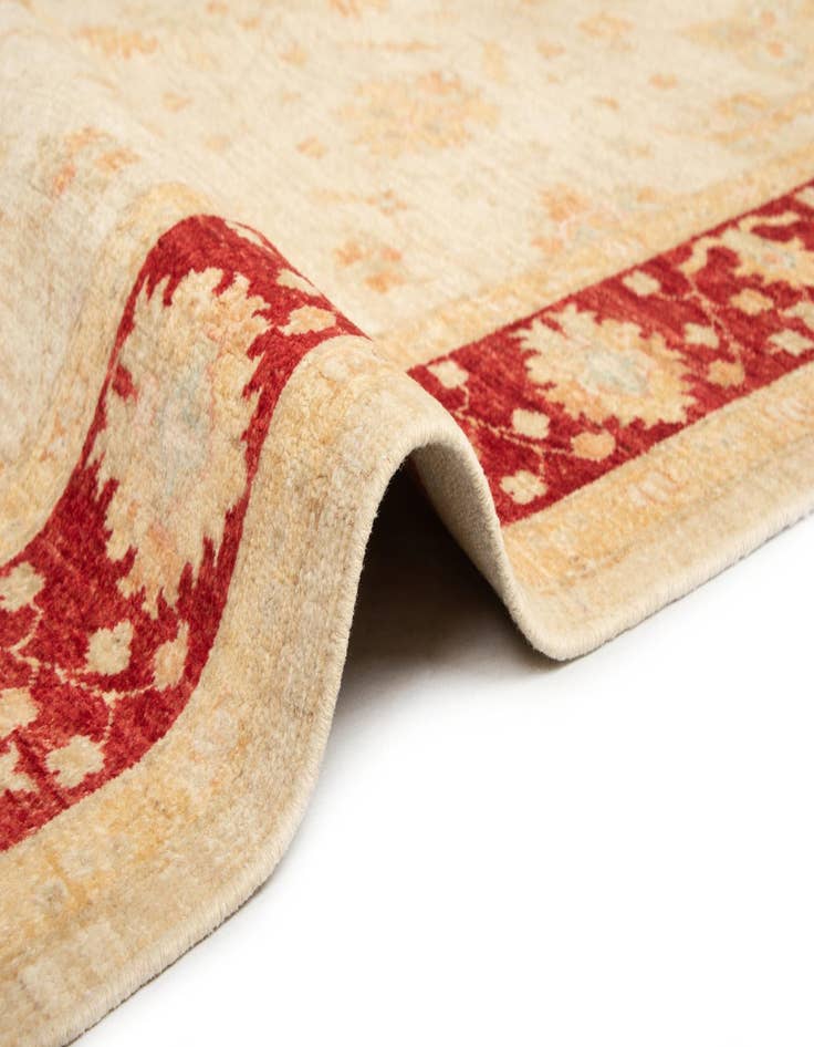 Detail image of  5' 7 x 7' 3 Ziegler Wool Rug