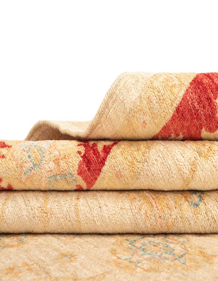 Detail image of  6' 9 x 8' 2 Ziegler Wool Rug