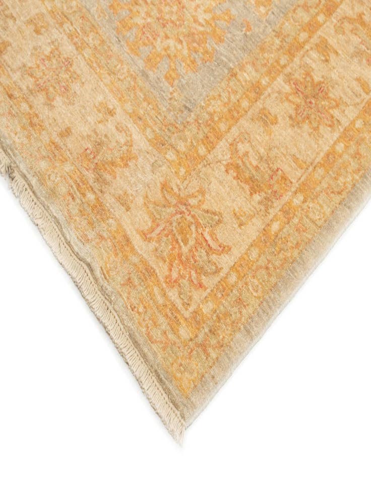 Detail image of  6' 8 x 8' 1 Ziegler Wool Rug