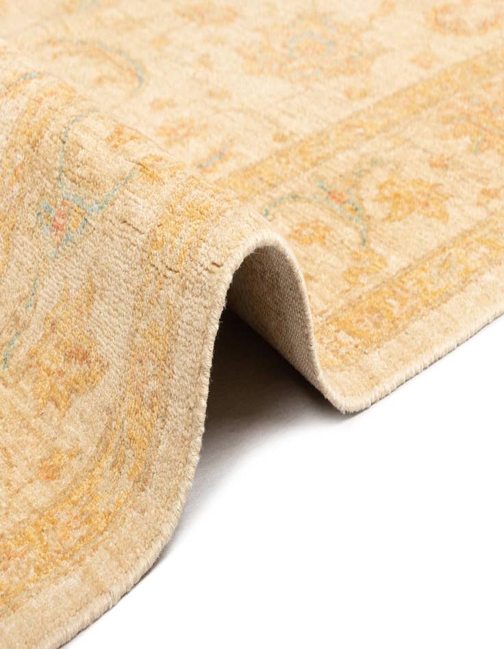 Detail image of  6' 8 x 9' 9 Ziegler Wool Rug