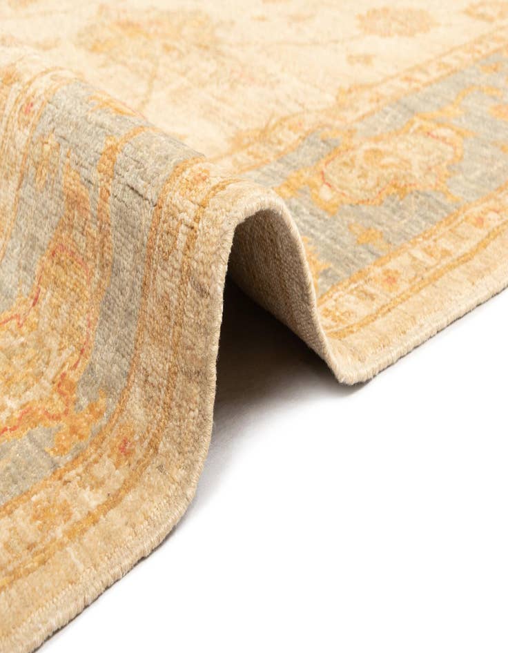 Detail image of  6' 11 x 9' 9 Ziegler Wool Rug