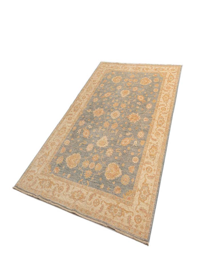 Detail image of  6' 7 x 9' 8 Ziegler Wool Rug